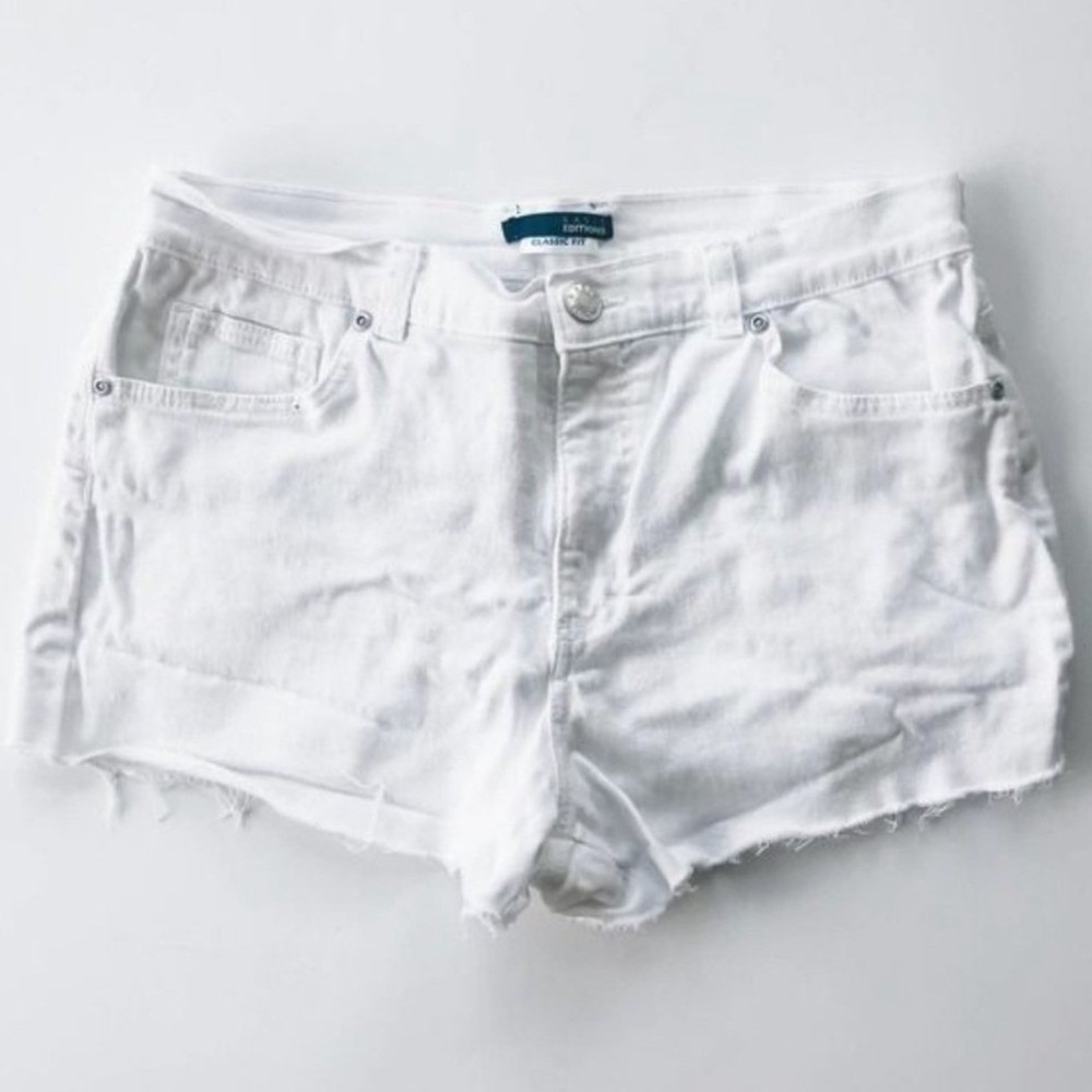 Basic Editions White Denim Shorts Classic Fit Raw Hem High Rise Womens Size 10